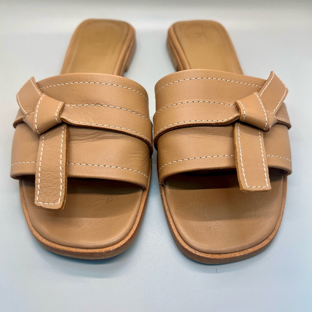 Flattered My Sandal. Light Cognac color. Size 38.